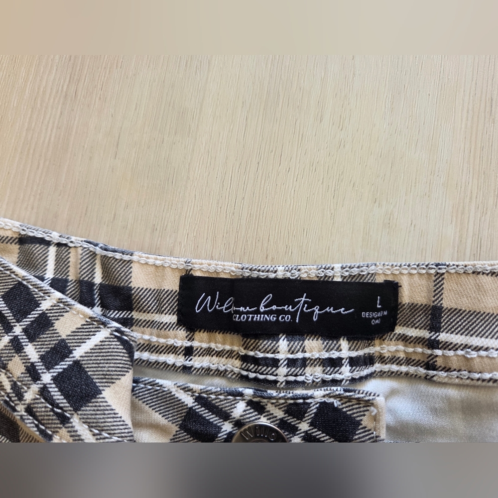 Willow Boutique Fiona Flare - Picture 2 of 2